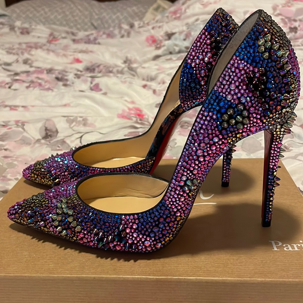 Christian Louboutin Iriza Bling Bang 100 Suede Pumps